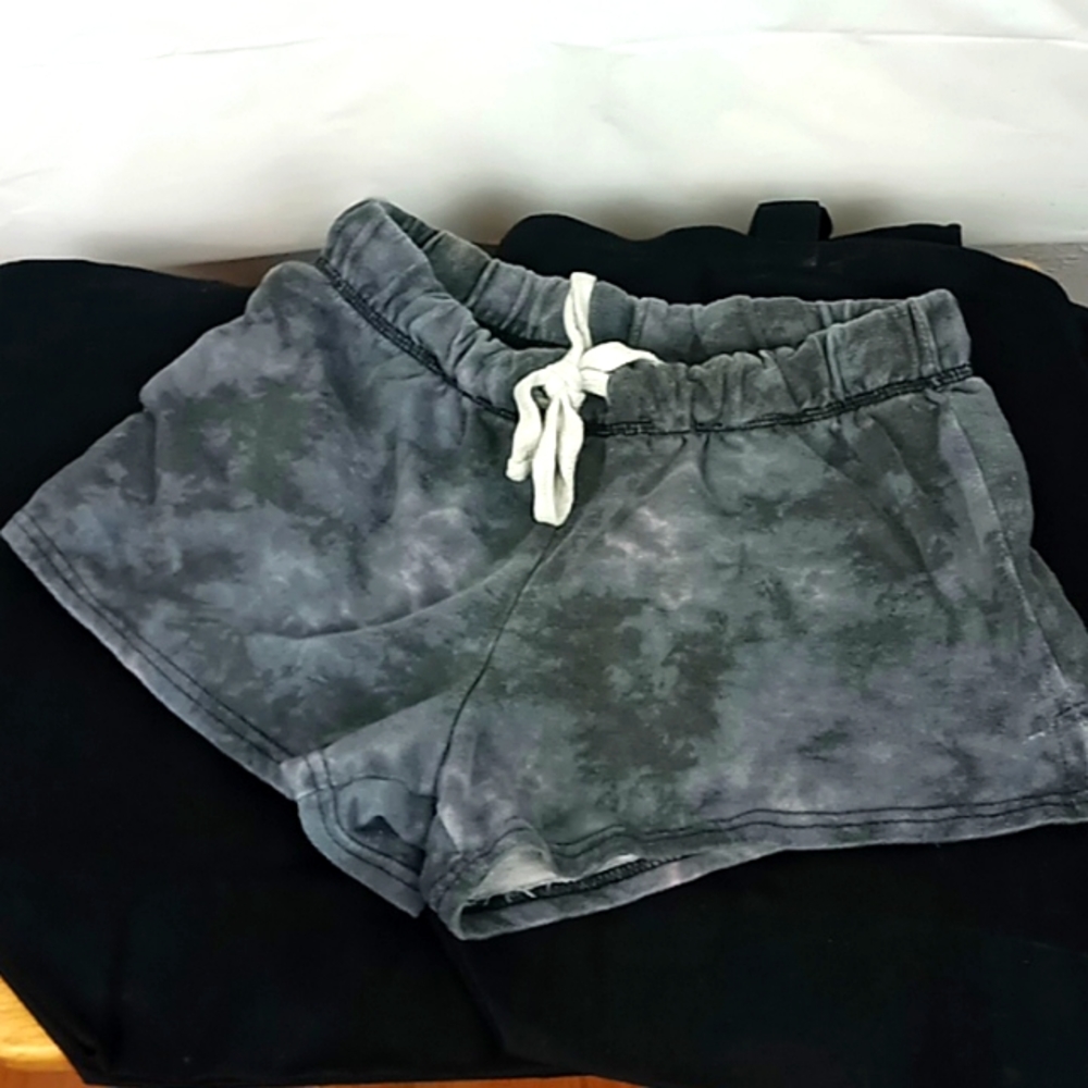 3 for$12🙂Stitch Stardom Tie dye shorts